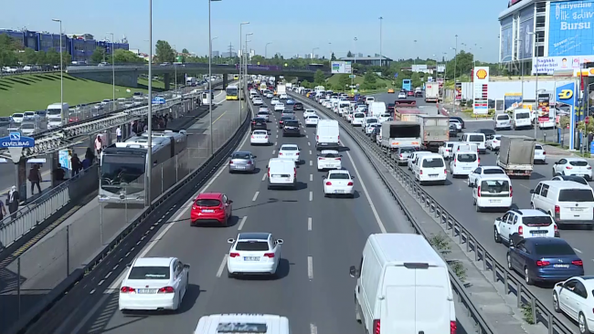 İstanbul'da trafik yoğunluğu yüzde 70'e ulaştı